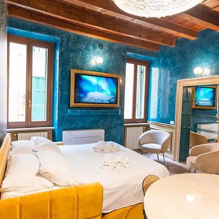 Domus Gladius By Postcardsfrom * ヴェローナ