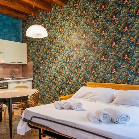 Domus Gladius By Postcardsfrom شقة