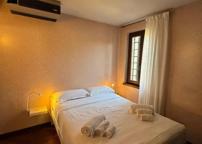 Stories By Postcardsfrom 아파트