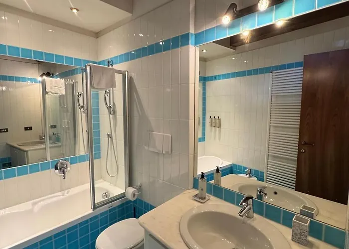 Stories By Postcardsfrom 아파트