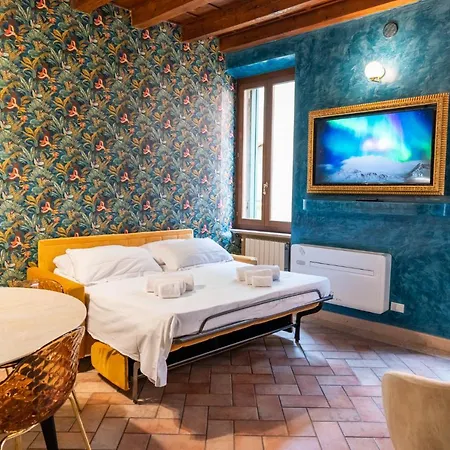 Domus Gladius By Postcardsfrom Apartment Verona